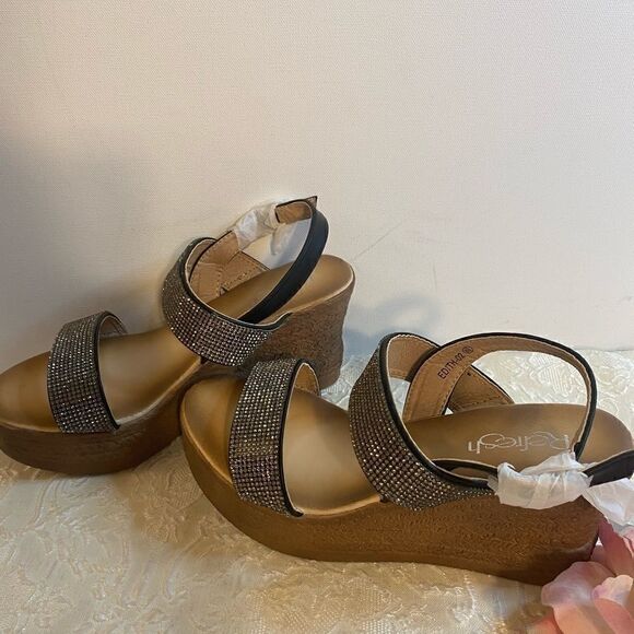 Refresh Rhinestone Embellished Wedge Sandals - Picture 5 of 8